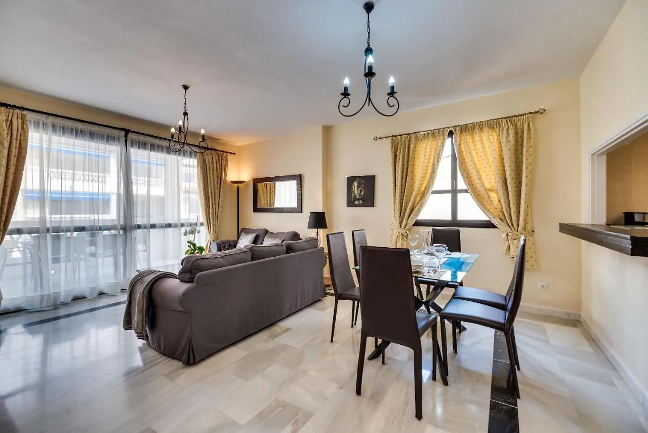 Apartment Puerto Banus3 Sandy Beachside Marbella